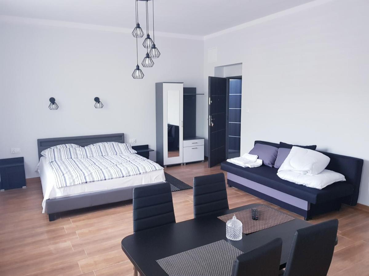 Apartamenty Polna Ostrowiec Świętokrzyski Екстериор снимка